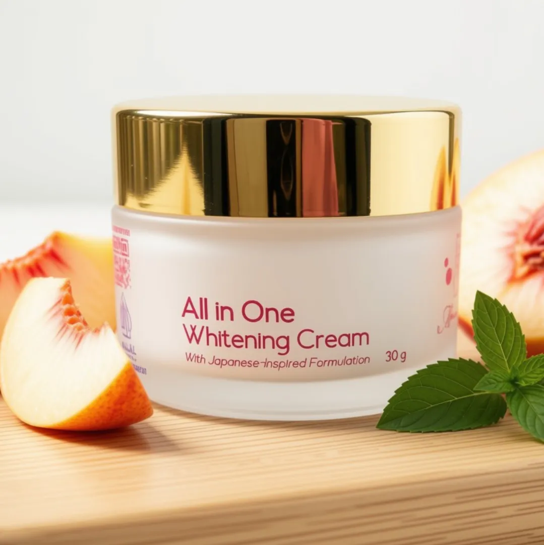 Momohime All in One Whitening Cream slide 1